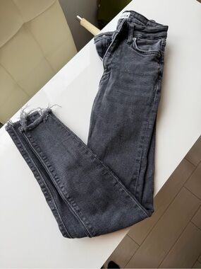Zara Washed Black Skinny Jeans with Raw Hem